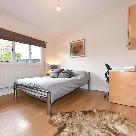 Gorgeous 3Bd Cottage In The Heart Of Guildford Exterior photo